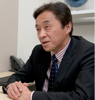 上原 賢一